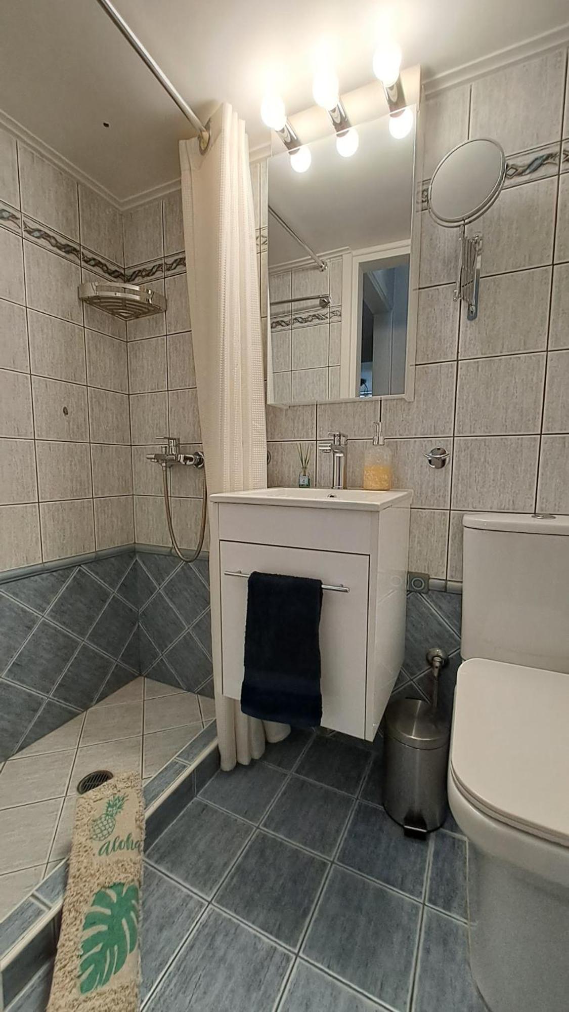 Tomis Sea View Apartment Pireus Eksteriør bilde